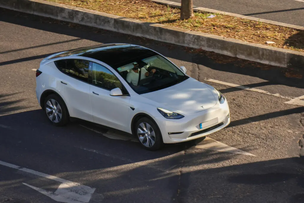 Tesla Roadside Assistance Vs Aaa